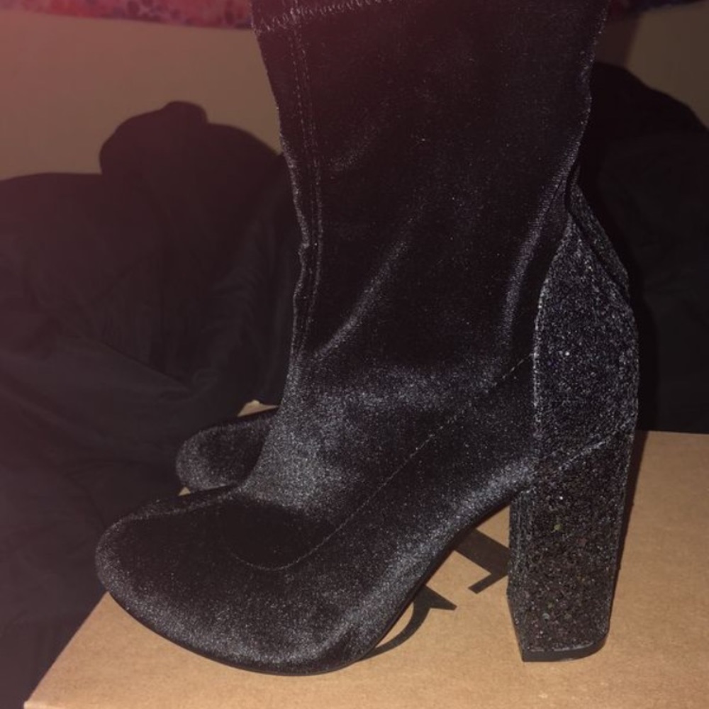 Charlotte Russe new black booties size 7